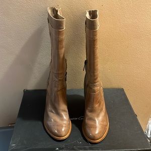 Kenneth Cole New York Boots- “Warm Heart LE” Size 6